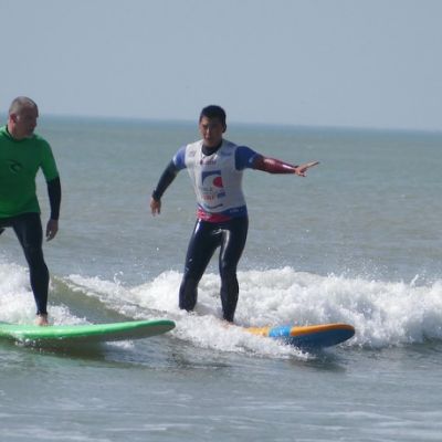 Stage de surf avec Oleron Surf Club école de surf île d'Oléron
